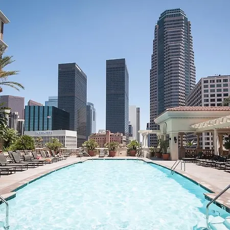 Sunshine Suites At The Piero
